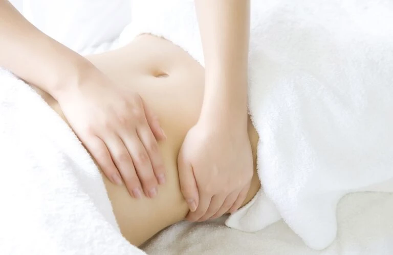 冷やして美しく！お腹に集中する脂肪冷却の利点とは？